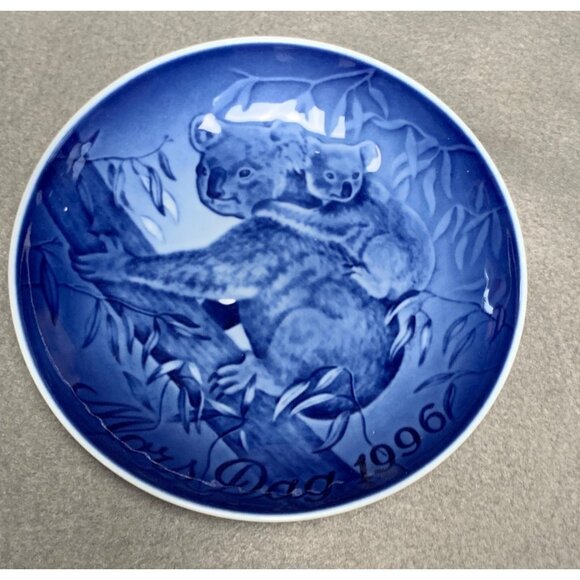 Bing & Grondahl Copenhagen Mothers Day 1996 Plate Koala Bear Denmark Porcelain - Picture 2 of 9